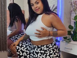 curvyyqueenxo